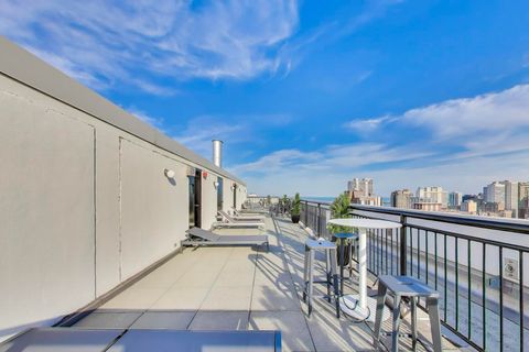 Tiny photo for 88 W Schiller Street #2903L, Chicago, IL 60610 (MLS # 12635277)