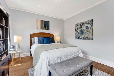 Tiny photo for 826 Michigan Avenue #2B, Evanston, IL 60202 (MLS # 12461365)