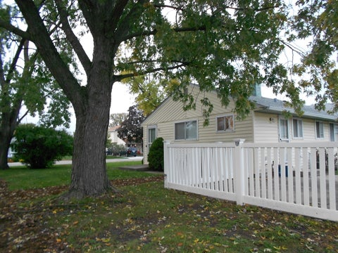Tiny photo for 8865 S Ryan Road, Hometown, IL 60456 (MLS # 12694911)