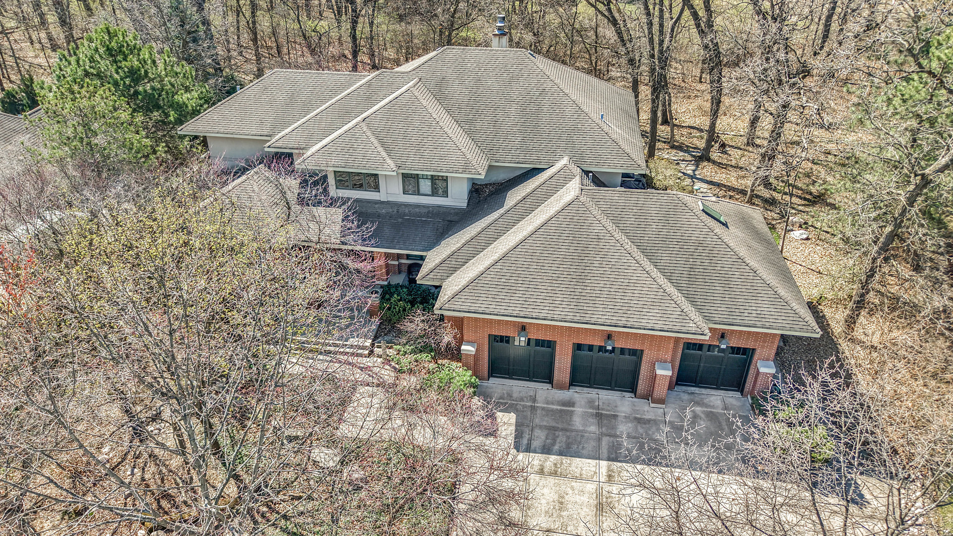 8673 Timber Ridge Drive