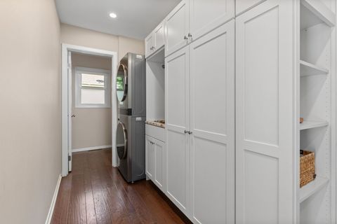 Tiny photo for 1211 Parliament Court, Libertyville, IL 60048 (MLS # 12460728)