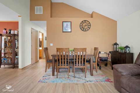 Tiny photo for 107 Eastern Illinois Street, St. Anne, IL 60964 (MLS # 12563199)