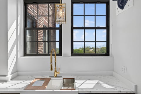 Tiny photo for 6901 S Oglesby Avenue #10A, Chicago, IL 60649 (MLS # 12678737)
