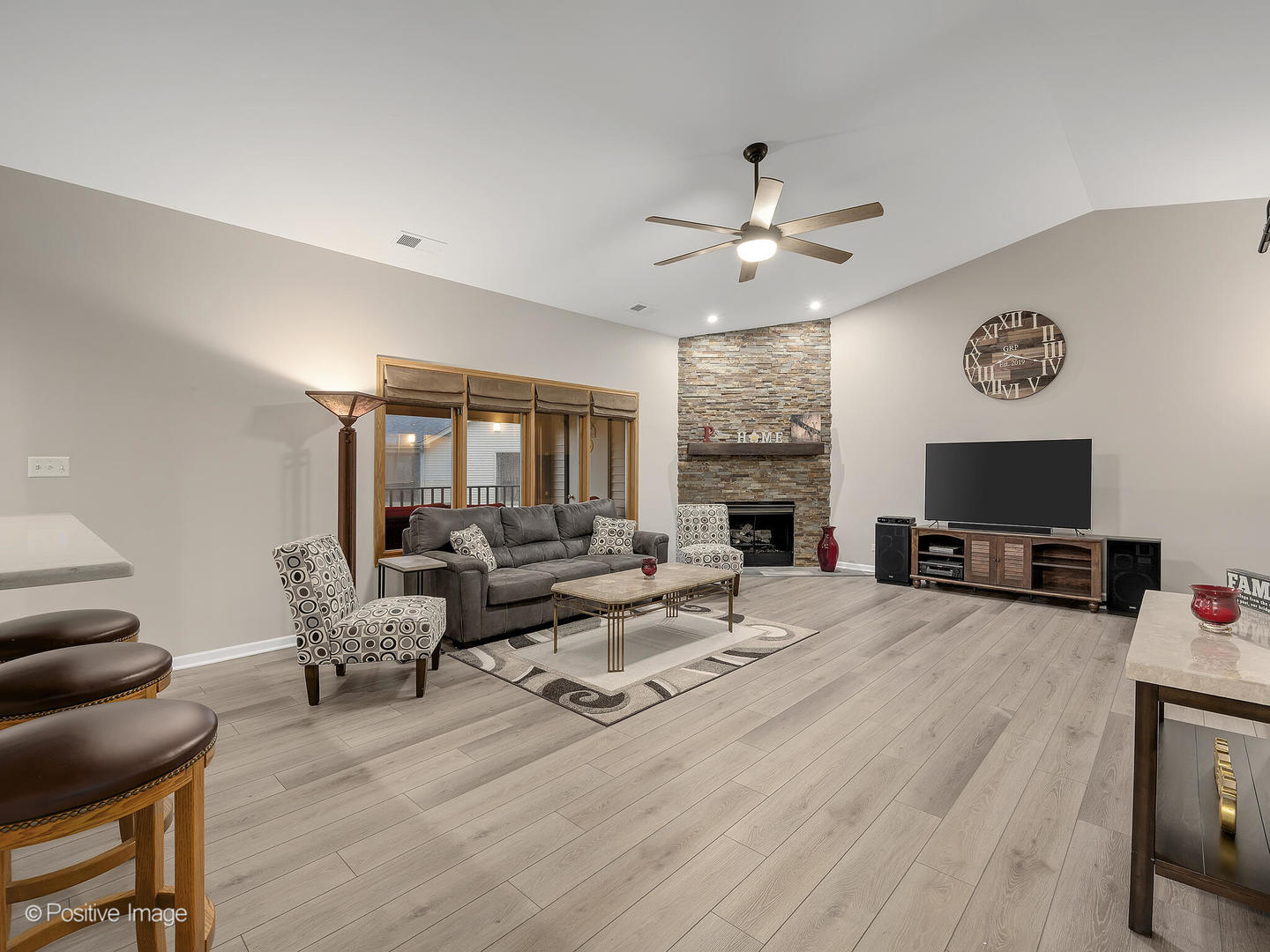 19317 Everett Lane 0