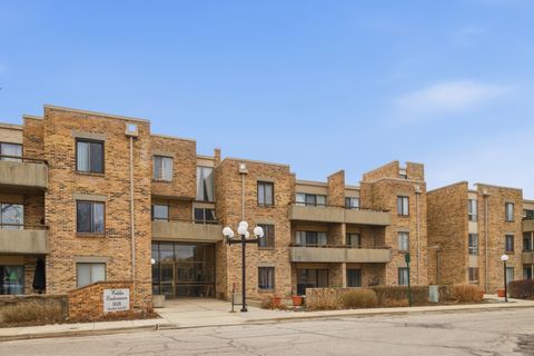 Tiny photo for 1926 Prairie Square #313, Schaumburg, IL 60173 (MLS # 12608146)