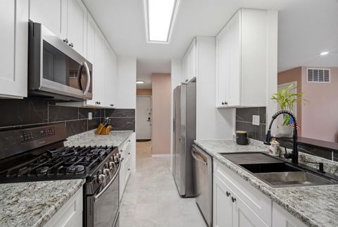 Tiny photo for 1926 Prairie Square #313, Schaumburg, IL 60173 (MLS # 12608146)