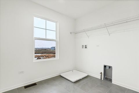 Tiny photo for 12924 S Kerry Lane, Plainfield, IL 60585 (MLS # 12592765)