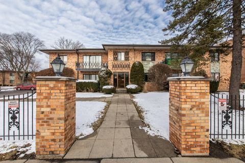 A home in Park Ridge