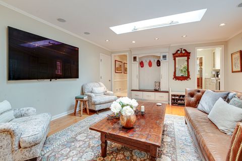 Tiny photo for 22 Regent Lane, Lincolnshire, IL 60069 (MLS # 12623875)