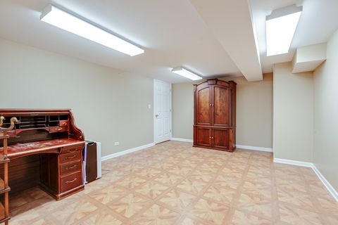 Tiny photo for 22 Regent Lane, Lincolnshire, IL 60069 (MLS # 12623875)