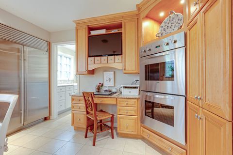 Tiny photo for 22 Regent Lane, Lincolnshire, IL 60069 (MLS # 12623875)