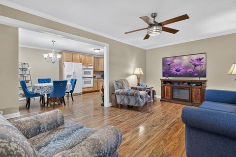 Tiny photo for 183 SUNSET Drive, Carpentersville, IL 60110 (MLS # 12654648)