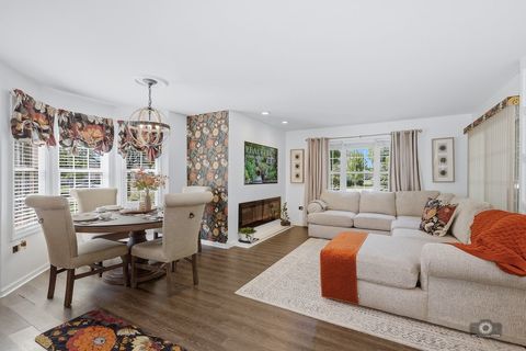 Tiny photo for 2904 Bartlett Court #102, Naperville, IL 60564 (MLS # 12651156)