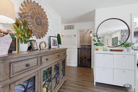 Tiny photo for 2904 Bartlett Court #102, Naperville, IL 60564 (MLS # 12651156)