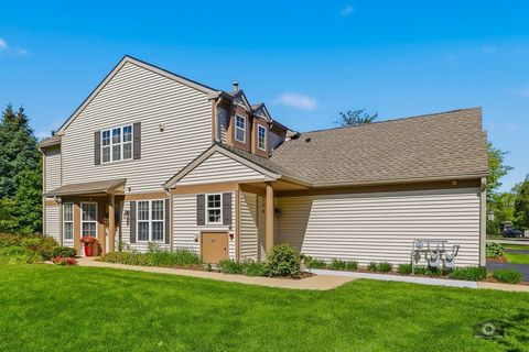 Tiny photo for 2904 Bartlett Court #102, Naperville, IL 60564 (MLS # 12651156)