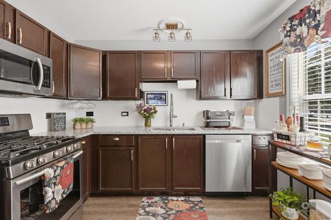 Tiny photo for 2904 Bartlett Court #102, Naperville, IL 60564 (MLS # 12651156)