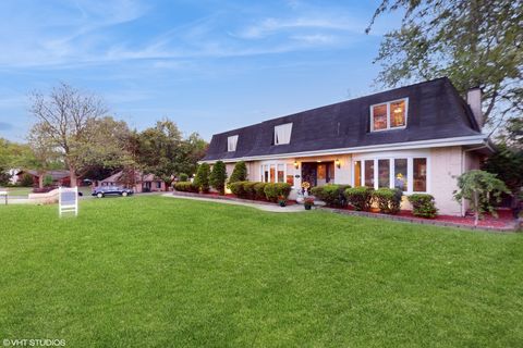 A home in Downers Grove