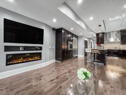 Tiny photo for 461 W Melrose Street, Chicago, IL 60657 (MLS # 12468655)