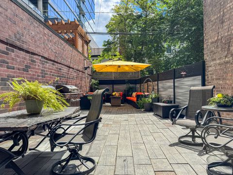 Tiny photo for 461 W Melrose Street, Chicago, IL 60657 (MLS # 12468655)