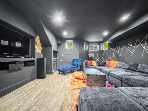 Tiny photo for 461 W Melrose Street, Chicago, IL 60657 (MLS # 12468655)