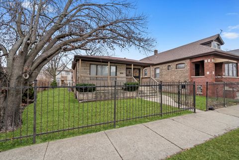 Tiny photo for 8815 S Halsted Street, Chicago, IL 60620 (MLS # 12535632)