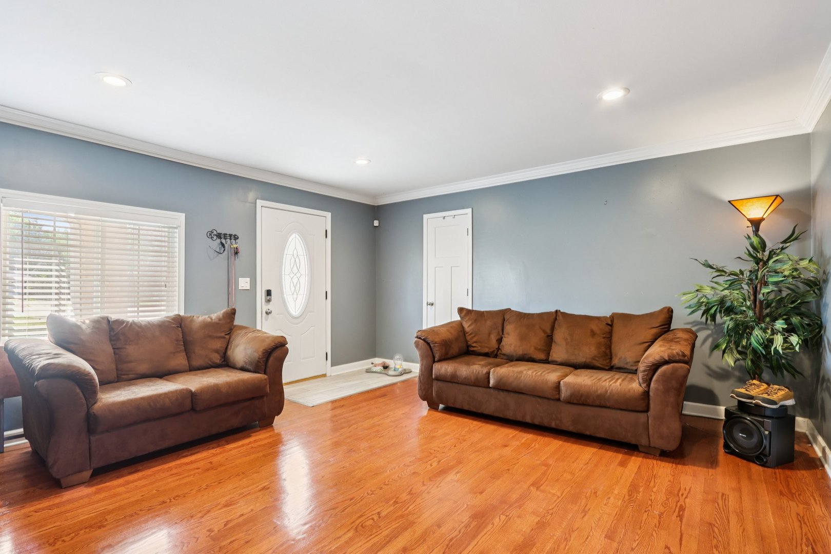 1112 Rosary Lane