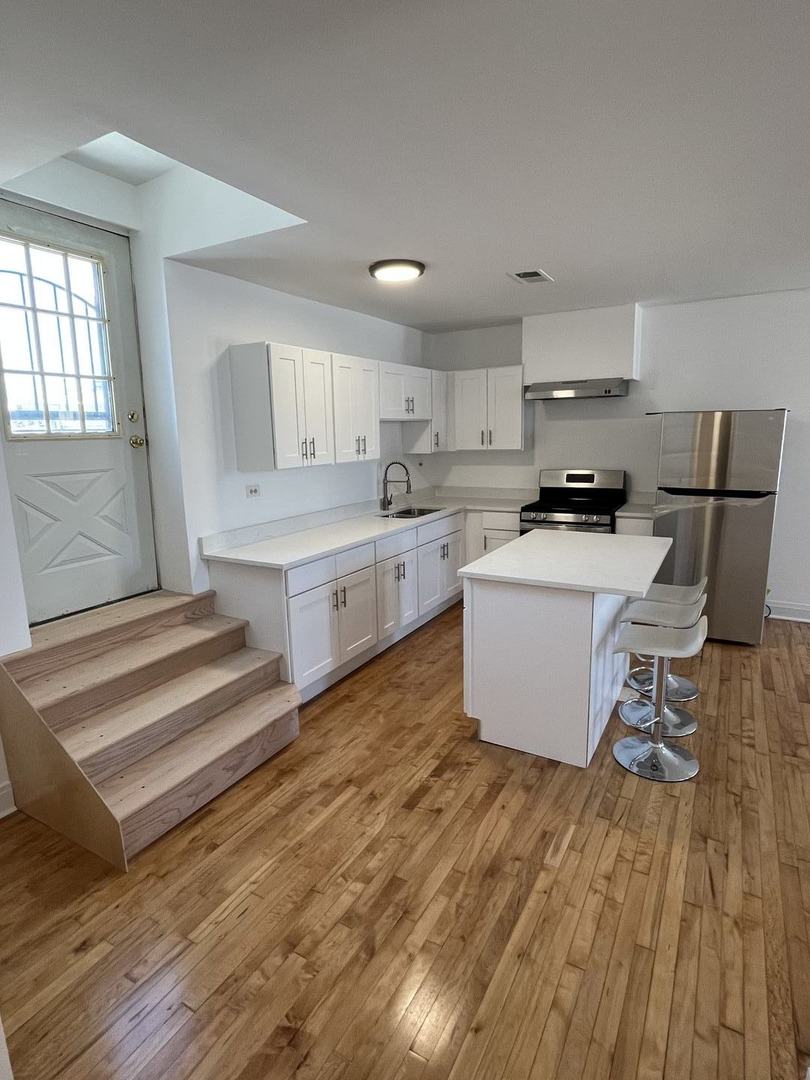 8016 S Halsted Street 2N