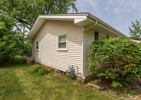 Tiny photo for 382 Keith Avenue, Crystal Lake, IL 60014 (MLS # 12656230)