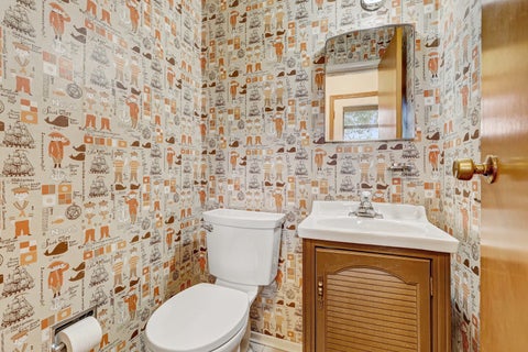 Tiny photo for 385 Pleasant Street, Hoffman Estates, IL 60169 (MLS # 12761078)
