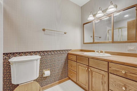 Tiny photo for 385 Pleasant Street, Hoffman Estates, IL 60169 (MLS # 12761078)