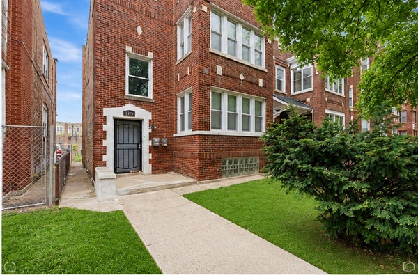 8125 S EVANS AVE, CHICAGO, IL 60619 - Image 66ea8eee5f5270ff2ea3680fade2a27e/1144791984