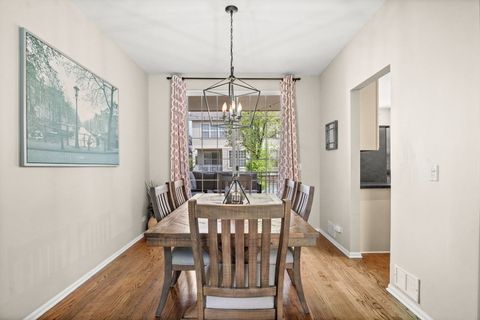 Tiny photo for 521 Pheasant Trail, St. Charles, IL 60174 (MLS # 12634349)