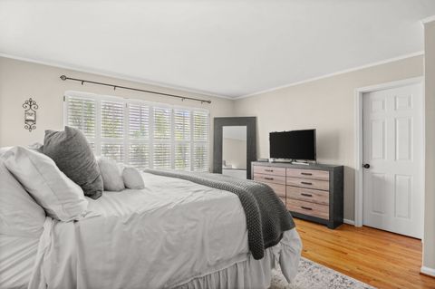 Tiny photo for 521 Pheasant Trail, St. Charles, IL 60174 (MLS # 12634349)