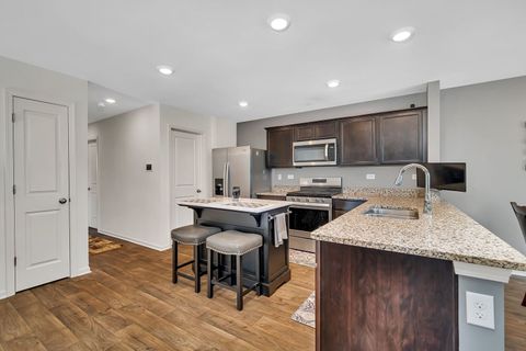 Tiny photo for 597 Spring Leaf Drive, Joliet, IL 60431 (MLS # 12466034)