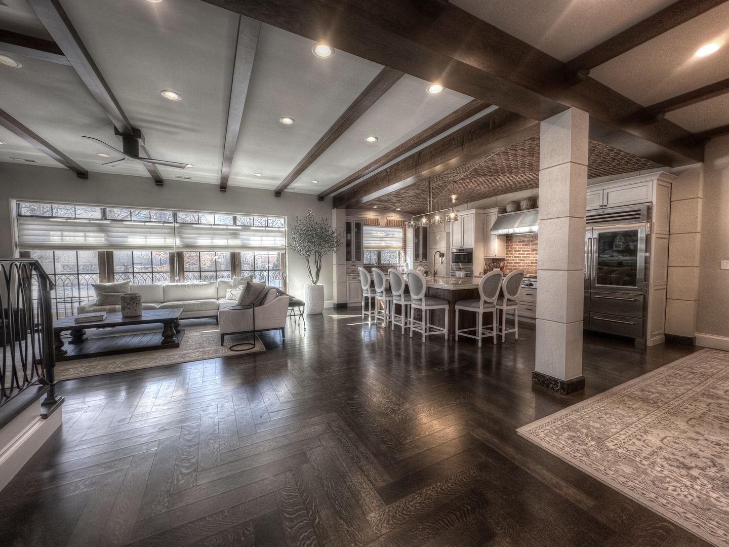 6227 N Sauganash Avenue