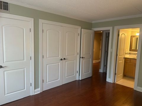Tiny photo for 100 W Butterfield Road W #112N, Elmhurst, IL 60126 (MLS # 12441876)