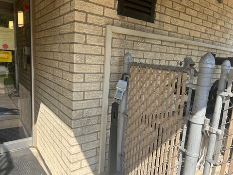 Tiny photo for 100 W Butterfield Road W #112N, Elmhurst, IL 60126 (MLS # 12441876)
