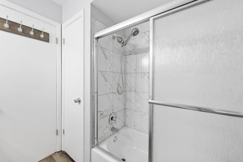 Tiny photo for 215 S Hale Street #9B, Addison, IL 60101 (MLS # 12745914)