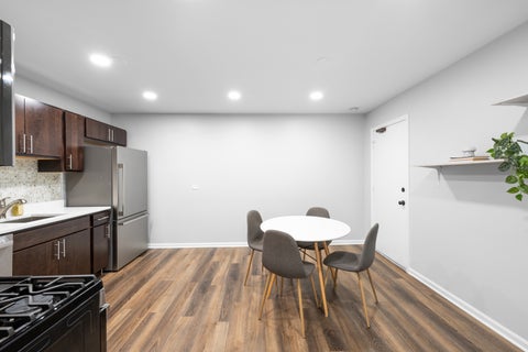 Tiny photo for 215 S Hale Street #9B, Addison, IL 60101 (MLS # 12745914)