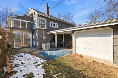 Tiny photo for 101 S Adams Street, Westmont, IL 60559 (MLS # 12567918)
