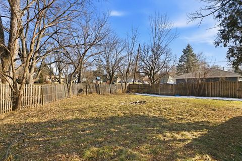 Tiny photo for 101 S Adams Street, Westmont, IL 60559 (MLS # 12567918)