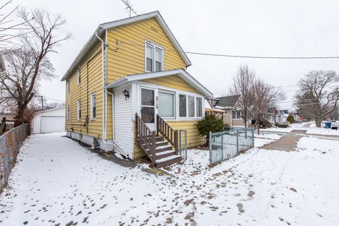 Tiny photo for 614 Walnut Street, Waukegan, IL 60085 (MLS # 12539697)