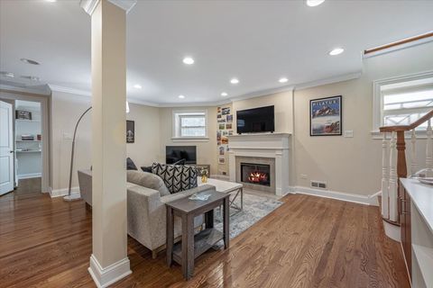 Tiny photo for 533 W BELMONT Avenue #1, Chicago, IL 60657 (MLS # 12545941)