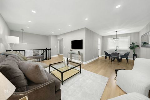 Tiny photo for 158 Hastings Mill Road, Streamwood, IL 60107 (MLS # 12529901)