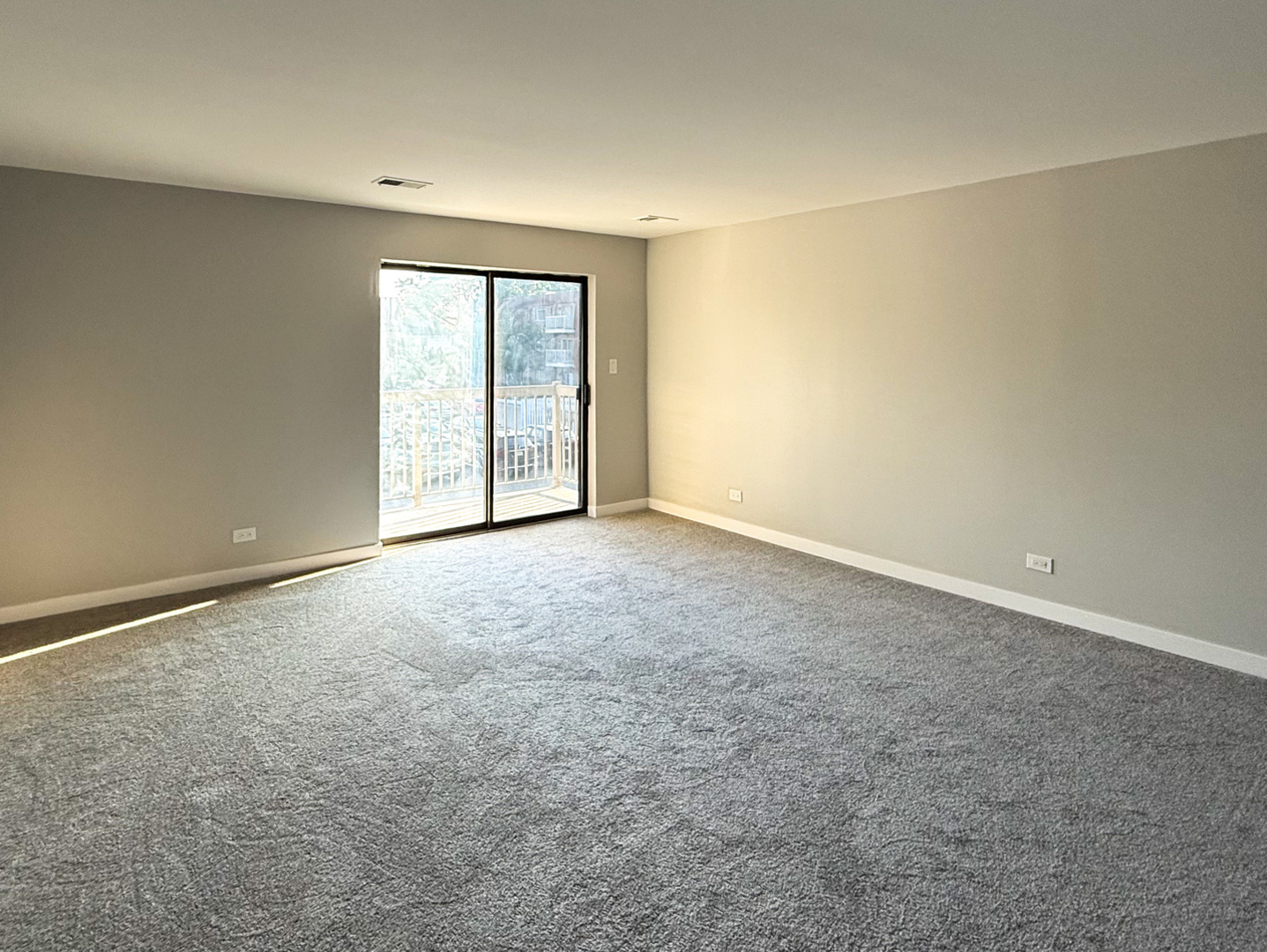 701 W Central Road B3