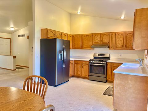 Tiny photo for 2100 Fox Chase Drive, Ottawa, IL 61350 (MLS # 12598340)