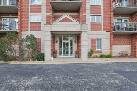 Tiny photo for 405 Creekside Drive #505, Palatine, IL 60074 (MLS # 12501627)