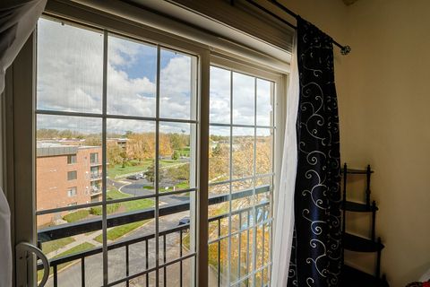 Tiny photo for 405 Creekside Drive #505, Palatine, IL 60074 (MLS # 12501627)