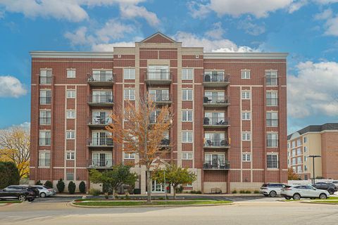 Photo of 405 Creekside Drive #505, Palatine, IL 60074 (MLS # 12501627)