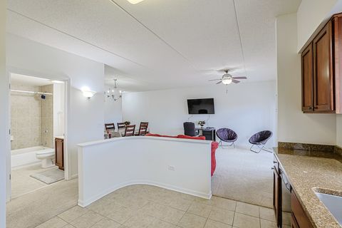 Tiny photo for 405 Creekside Drive #505, Palatine, IL 60074 (MLS # 12501627)
